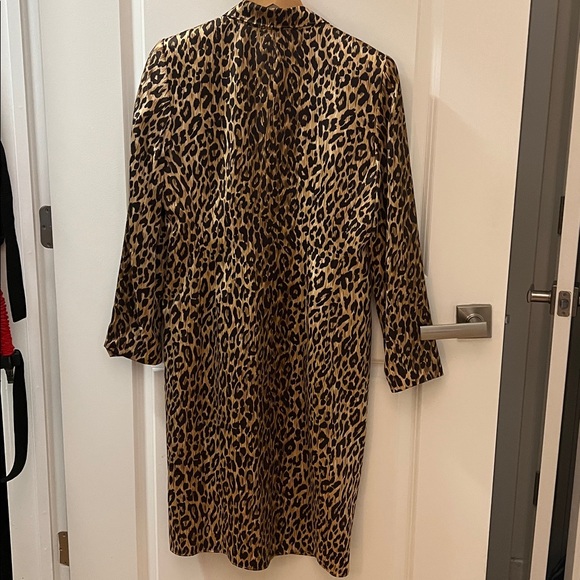 Anne Klein silk leopard jacket - Picture 6 of 6